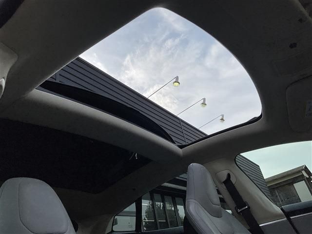 TESLA MODEL S 2014 Image 31