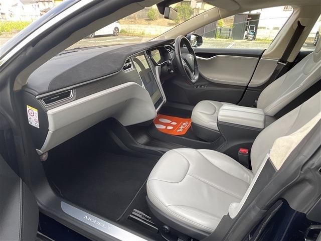 TESLA MODEL S 2014 Image 31