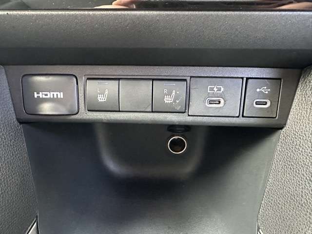 TOYOTA YARIS CROSS 2025 Image 31