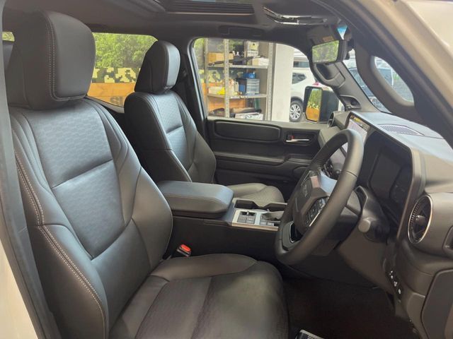 TOYOTA LANDCRUISER 250 2025 Image 31