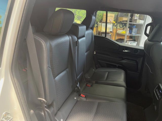 TOYOTA LANDCRUISER 250 2025 Image 31