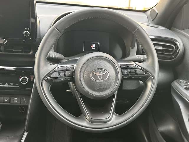 TOYOTA YARIS CROSS 2025 Image 31