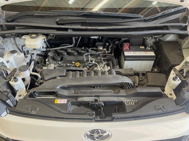 TOYOTA VOXY 2023 Image 31