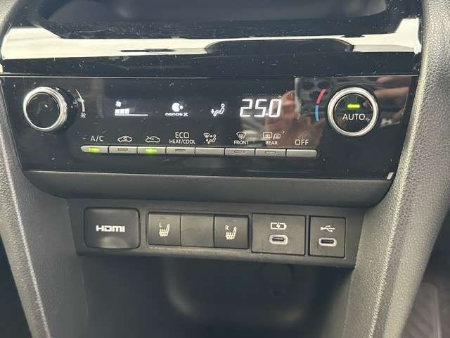 TOYOTA YARIS CROSS 2025 Image 31