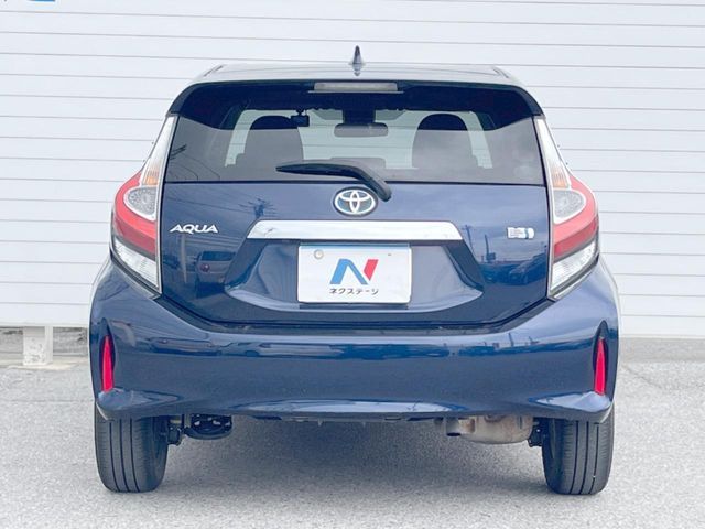 TOYOTA AQUA 2018 Image 31