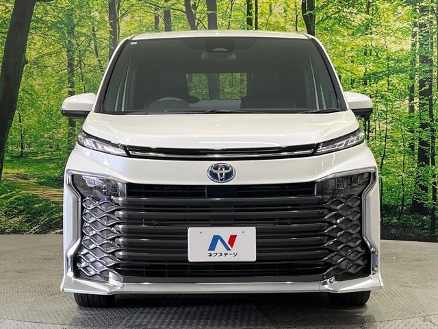 TOYOTA VOXY HYBRID 2025 Image 31
