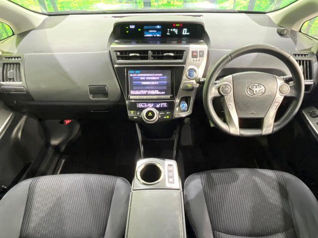 TOYOTA PRIUS ALPHA 2015 Image 31