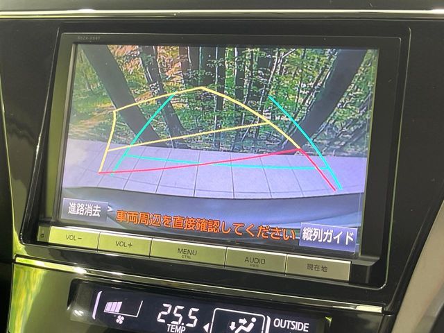 TOYOTA PRIUS ALPHA 2015 Image 31