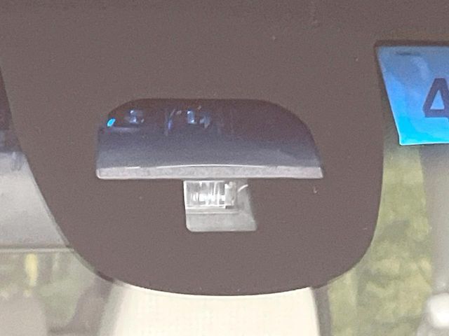 HONDA N BOX 2017 Image 31