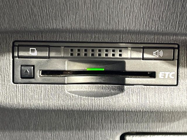 TOYOTA PRIUS 2014 Image 31