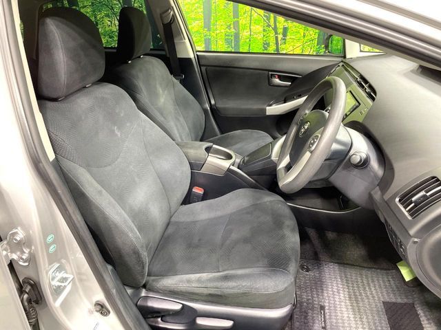 TOYOTA PRIUS 2014 Image 31