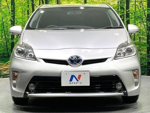 TOYOTA PRIUS 2014 Image 31