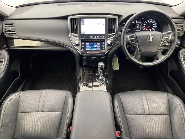 TOYOTA CROWN SEDAN HYBRID 2016 Image 31