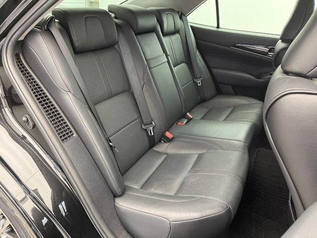 TOYOTA CROWN SEDAN HYBRID 2016 Image 31