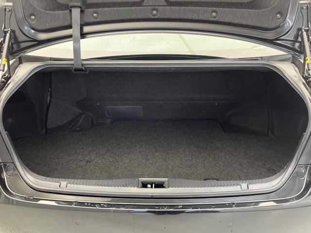 TOYOTA CROWN SEDAN HYBRID 2016 Image 31