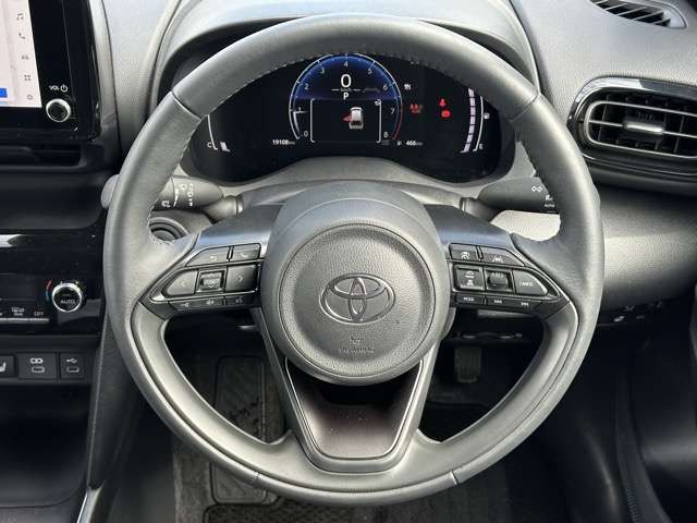 TOYOTA YARIS CROSS 2025 Image 31