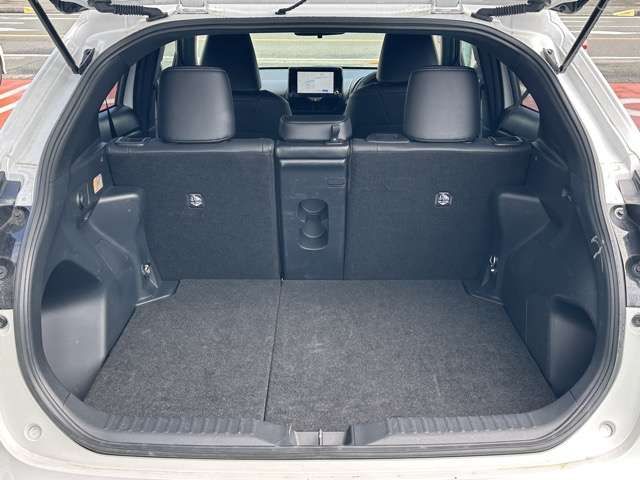 TOYOTA YARIS CROSS 2025 Image 31