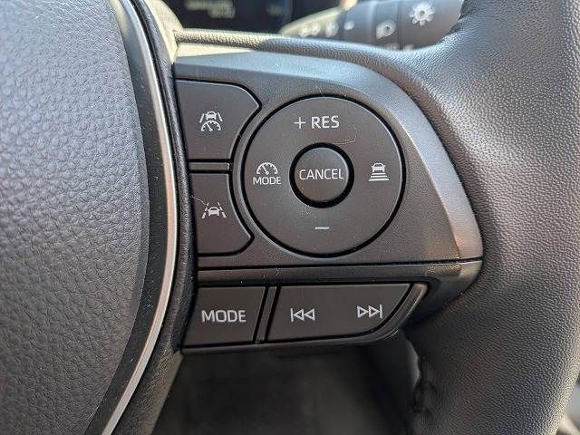 TOYOTA COROLLA CROSS HYBRID 2024 Image 31