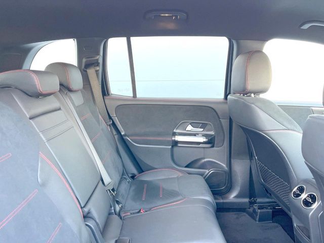 MERCEDES BENZ GLB 2021 Image 31