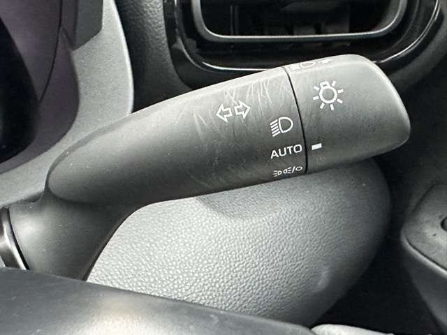 TOYOTA YARIS CROSS 2025 Image 31