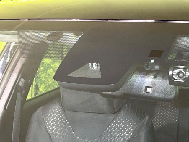 TOYOTA PRIUS 2018 Image 31