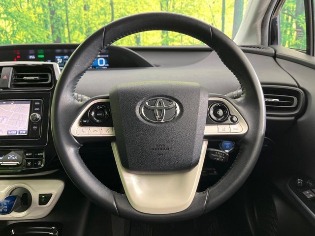 TOYOTA PRIUS 2018 Image 31