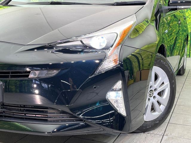 TOYOTA PRIUS 2018 Image 31