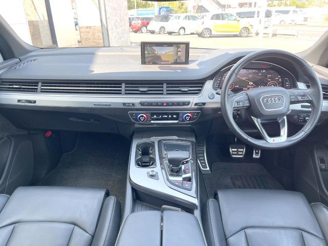 AUDI Q7 2019 Image 31