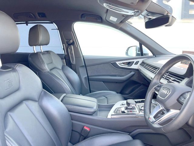 AUDI Q7 2019 Image 31