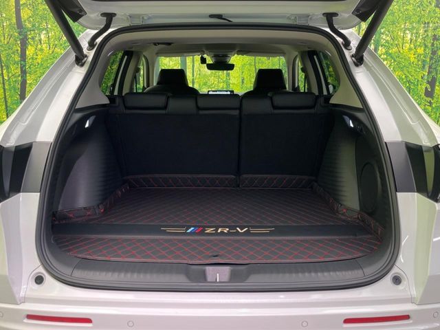 HONDA ZR-V E:HEV 2024 Image 31