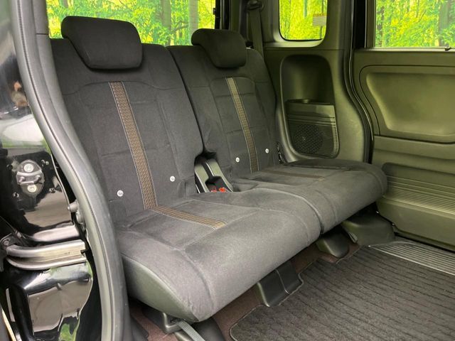 HONDA N BOX CUSTOM 2018 Image 31