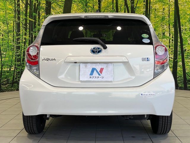 TOYOTA AQUA 2014 Image 31