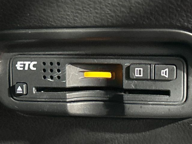 HONDA VEZEL HYBRID 2017 Image 31