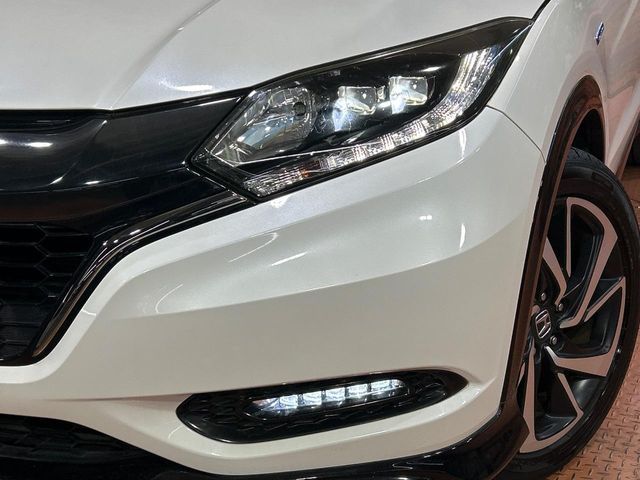 HONDA VEZEL HYBRID 2017 Image 31
