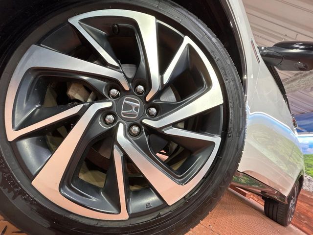 HONDA VEZEL HYBRID 2017 Image 31