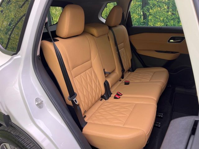 NISSAN X-TRAIL HYBRID 4WD 2023 Image 31