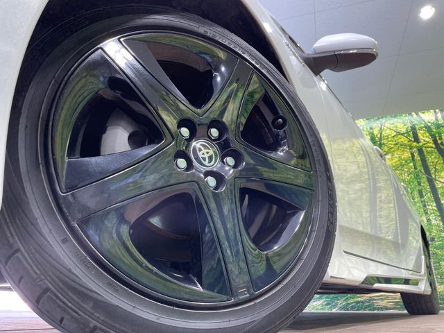 TOYOTA PRIUS 2017 Image 31