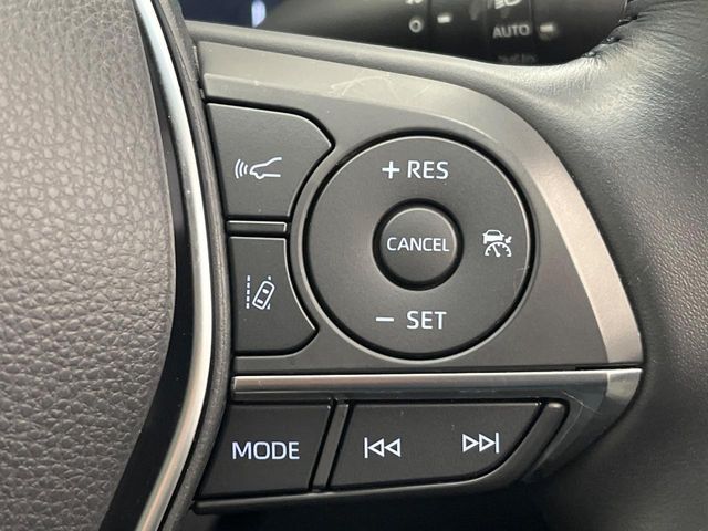 TOYOTA CROWN SEDAN HYBRID 4 2021 Image 31