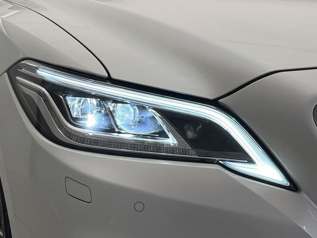 TOYOTA CROWN SEDAN HYBRID 4 2021 Image 31