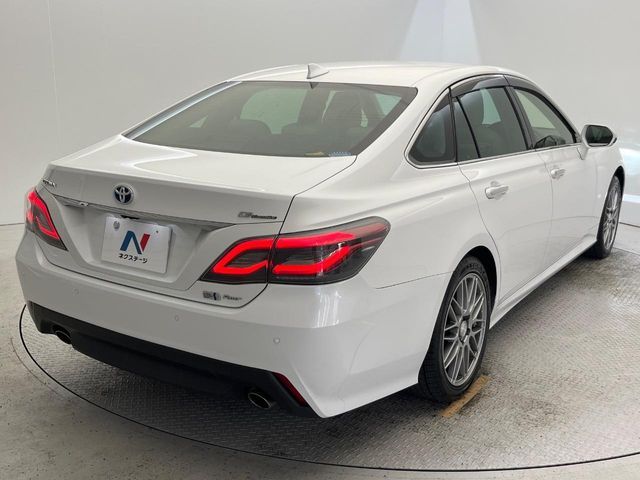 TOYOTA CROWN SEDAN HYBRID 4 2021 Image 31