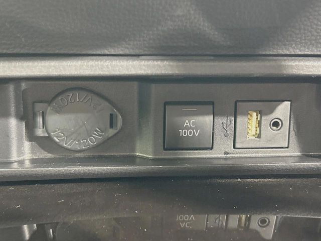 TOYOTA CROWN SEDAN HYBRID 2019 Image 31