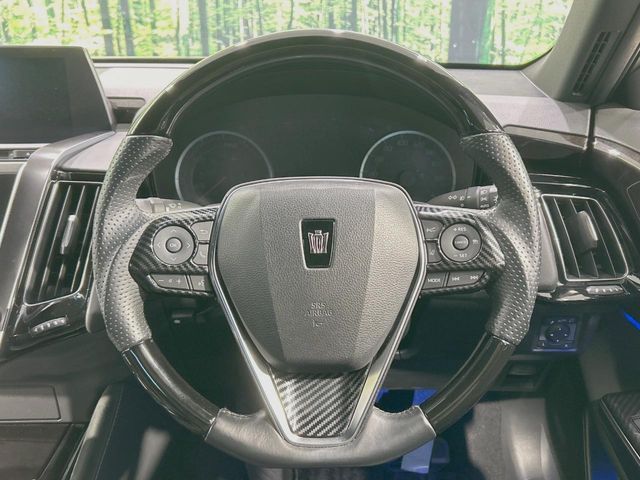 TOYOTA CROWN SEDAN HYBRID 2019 Image 31