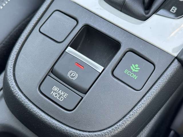 HONDA FIT E:HEV 2025 Image 31