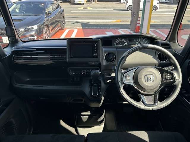 HONDA N BOX CUSTOM 2023 Image 31