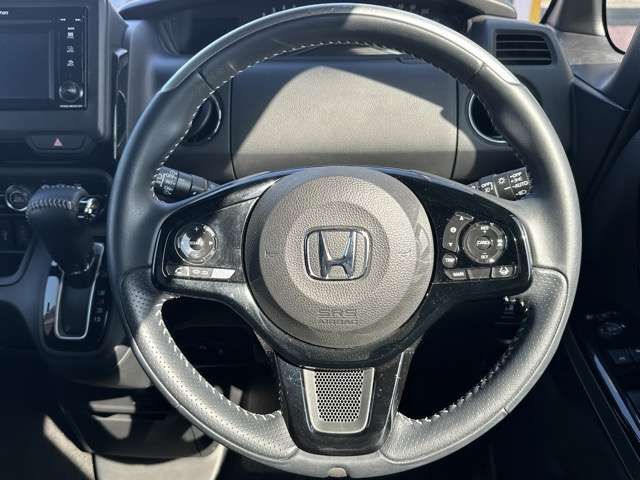 HONDA N BOX CUSTOM 2023 Image 31