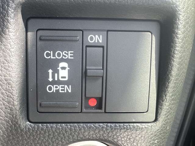 HONDA N BOX CUSTOM 2023 Image 31