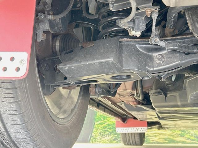 TOYOTA RAV4 HYBRID 4WD 2019 Image 31