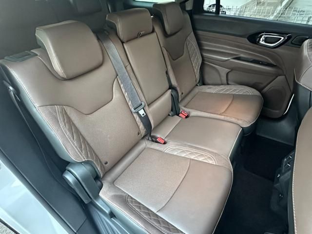 JEEP COMMANDER 2024 Image 31