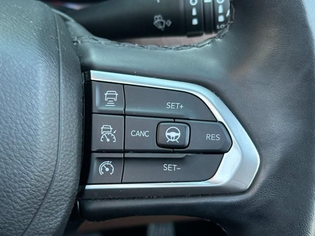 JEEP COMMANDER 2024 Image 31