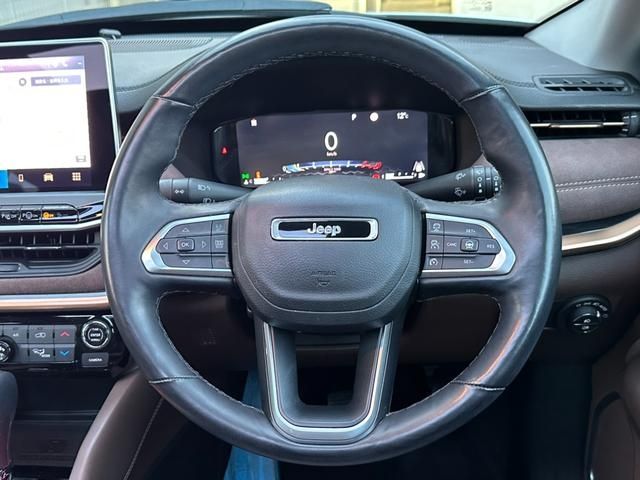 JEEP COMMANDER 2024 Image 31